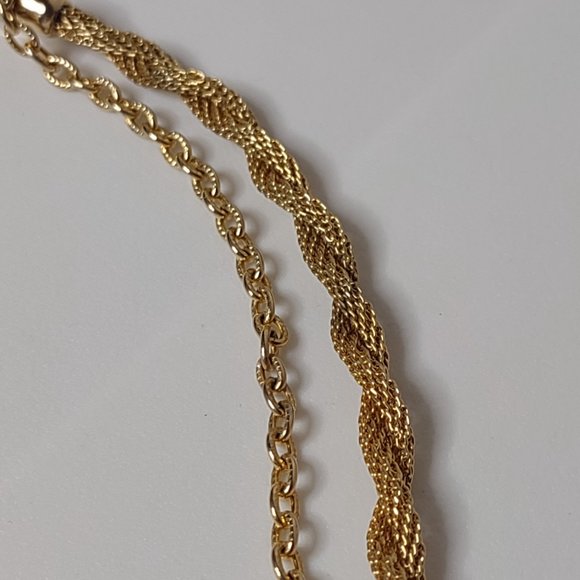 16 Inch 2 Layer Gold Tone Necklace - Picture 6 of 12
